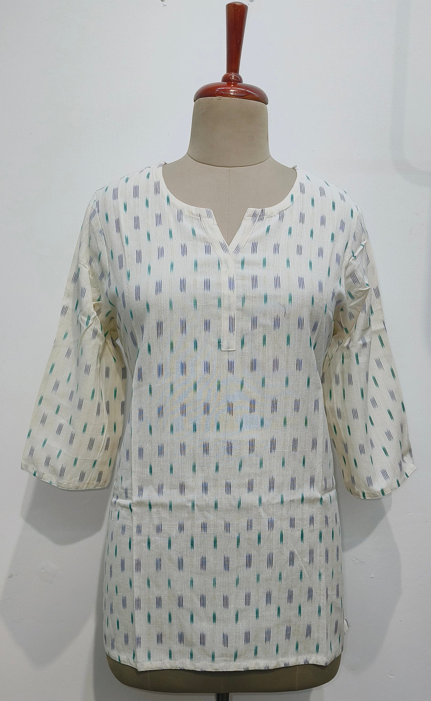 Cream Ekat cotton kurta