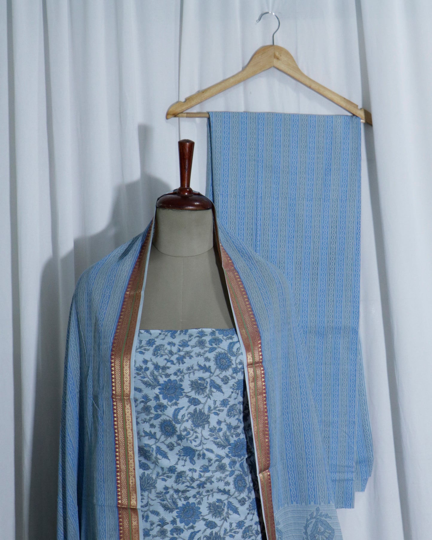 Mangalagiri South Cotton Golden Border Unstitched 3 Piece Suit Set