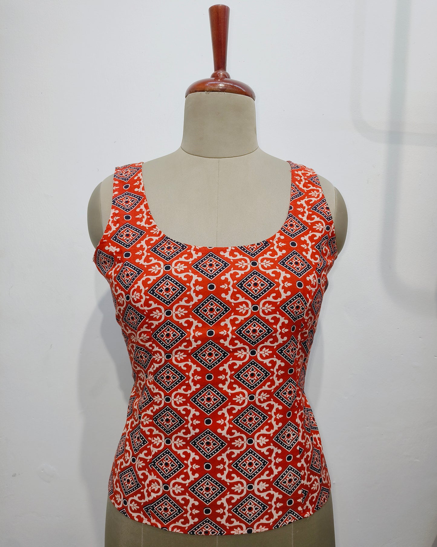 Bagh cotton crop top