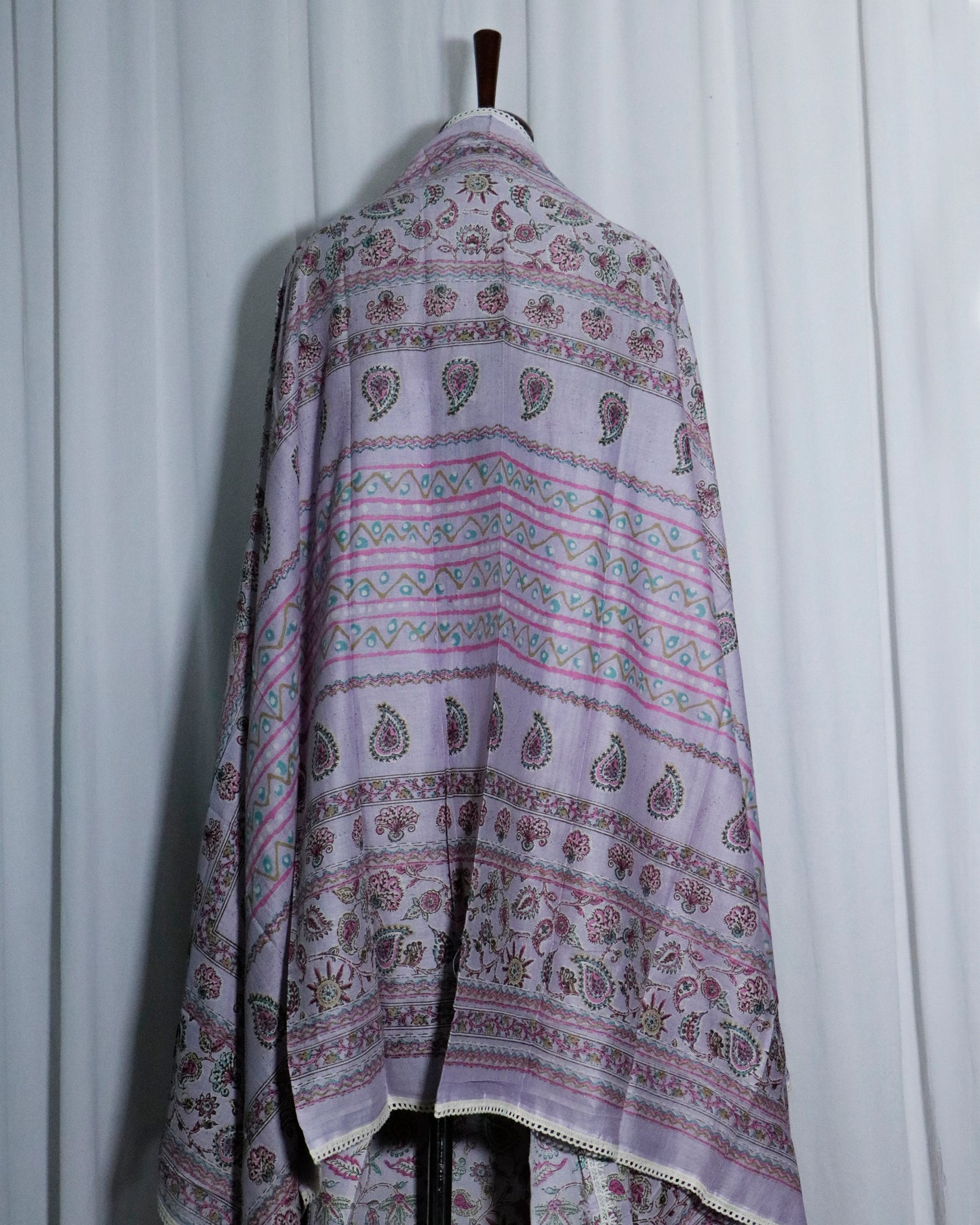 Qureshia Lace Printed cotton 3 piece suit set with mul-mul dupatta