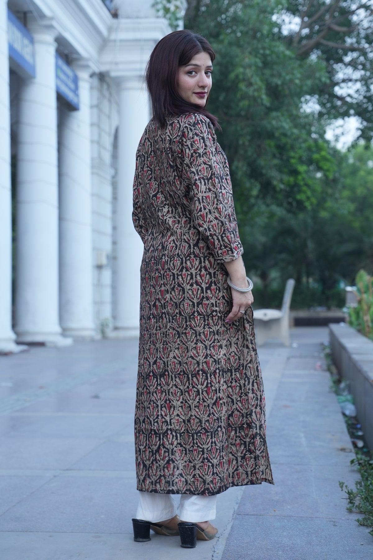 Black floral print Kalamkari Kurta & pant set
