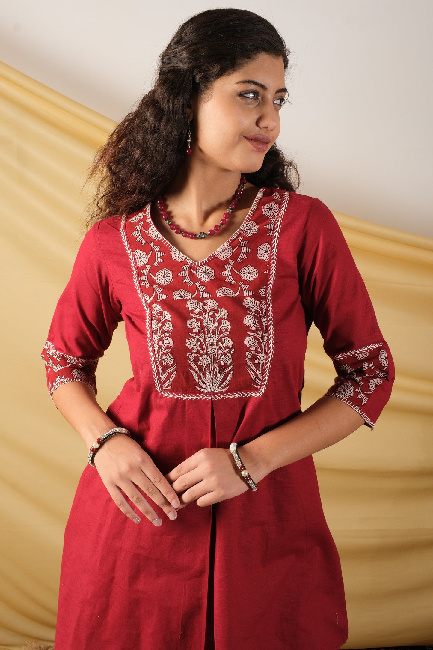 Adaa, Maroon lilen Co-Ord set