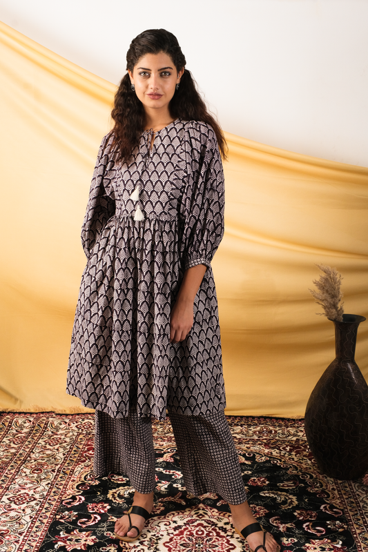 Ruhani, black and white bagh printed cotton co-ord set