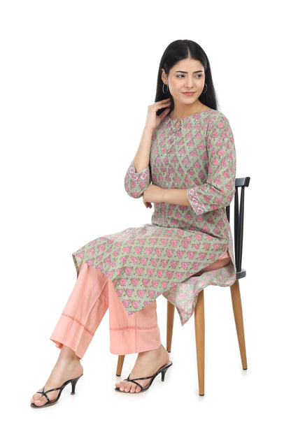 Aadya, Hand blocked straight fit kurta