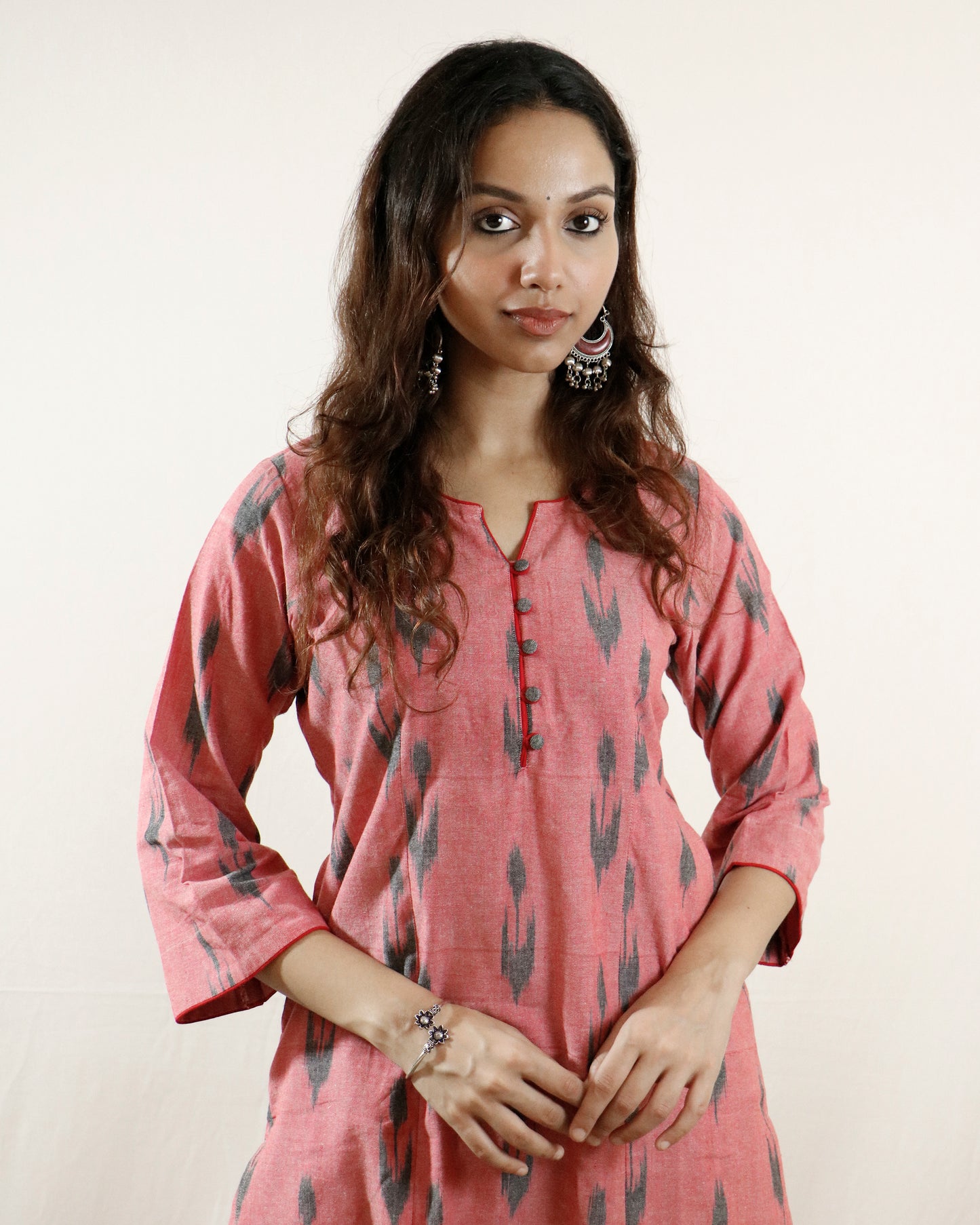 Brick Blossom Ikat Suit Set – Brick kurta with red pant & shaded dupatta (brick-red)