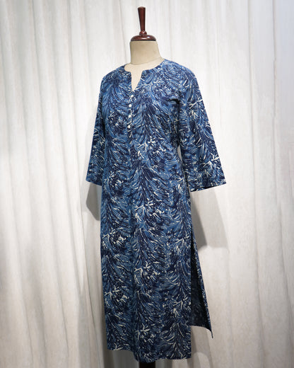 Dabu Handprinted Cotton Straight Fit Kurta with Pockets