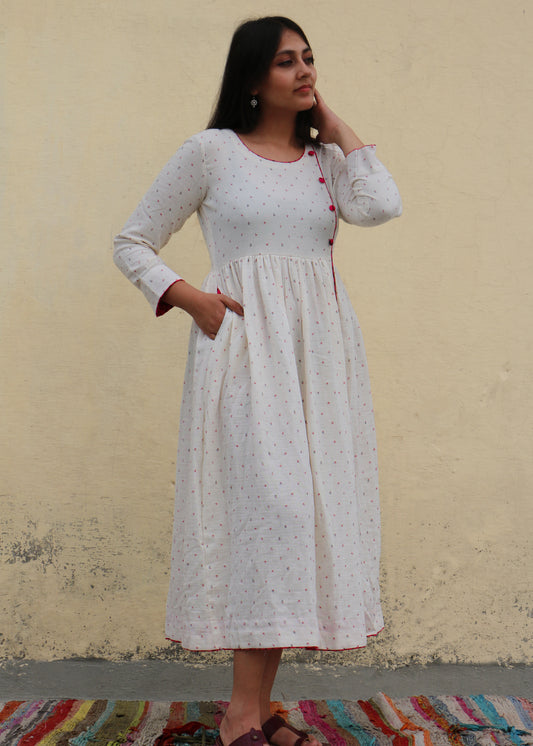 Enaya, Mul-Mul dress