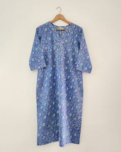 Dhara, sky blue hand blocked straight fit kurta