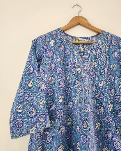 Dhara, sky blue hand blocked straight fit kurta