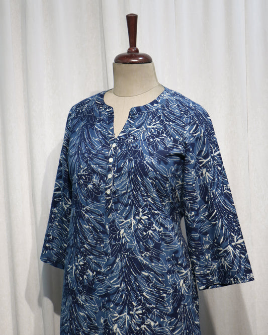 Dabu Handprinted Cotton Straight Fit Kurta with Pockets