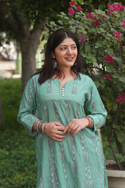 Handloom Ikat Green Cotton Kurta – Everyday Elegant Ethnic Wear