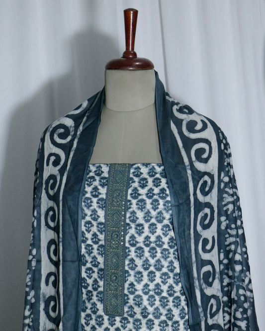 Floral printed cotton Unstitched 3 Piece Suit Set – Grey color