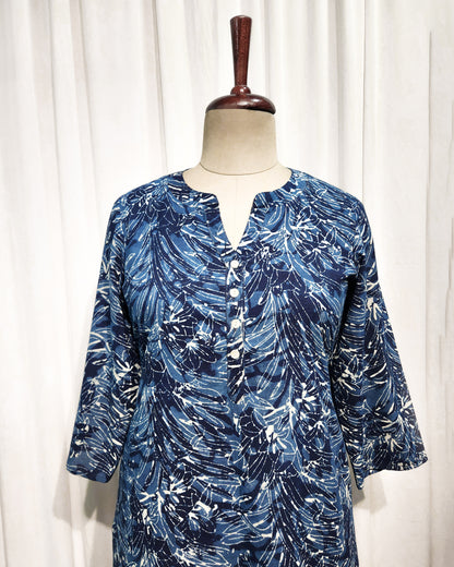 Dabu Handprinted Cotton Straight Fit Kurta with Pockets