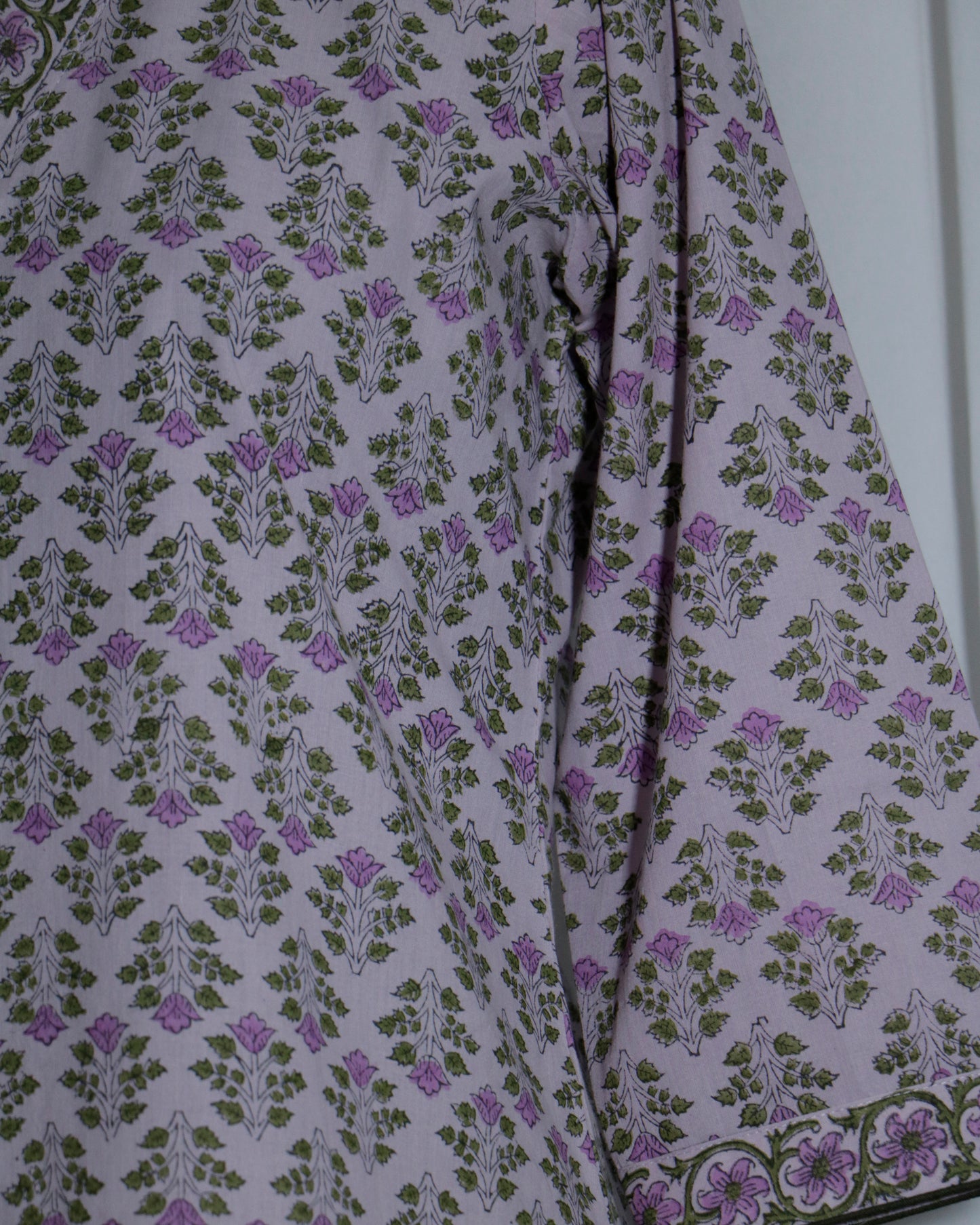 Sanganeri Handblock Printed Short Kurti – Halter Neck, 3/4th Sleeves