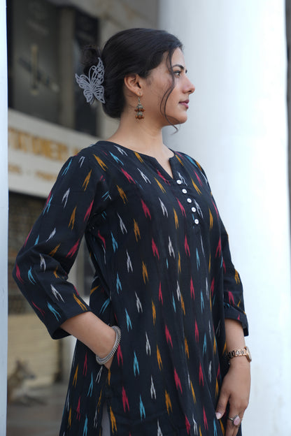 Handloom Black Ikat Straight Kurta for Women – Multicolor Woven Cotton Kurta