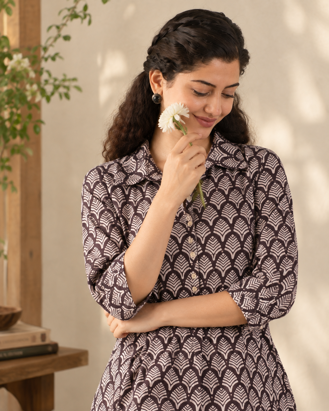 Black & White Bagh Handprinted Cotton Collar Neck Straight Kurta