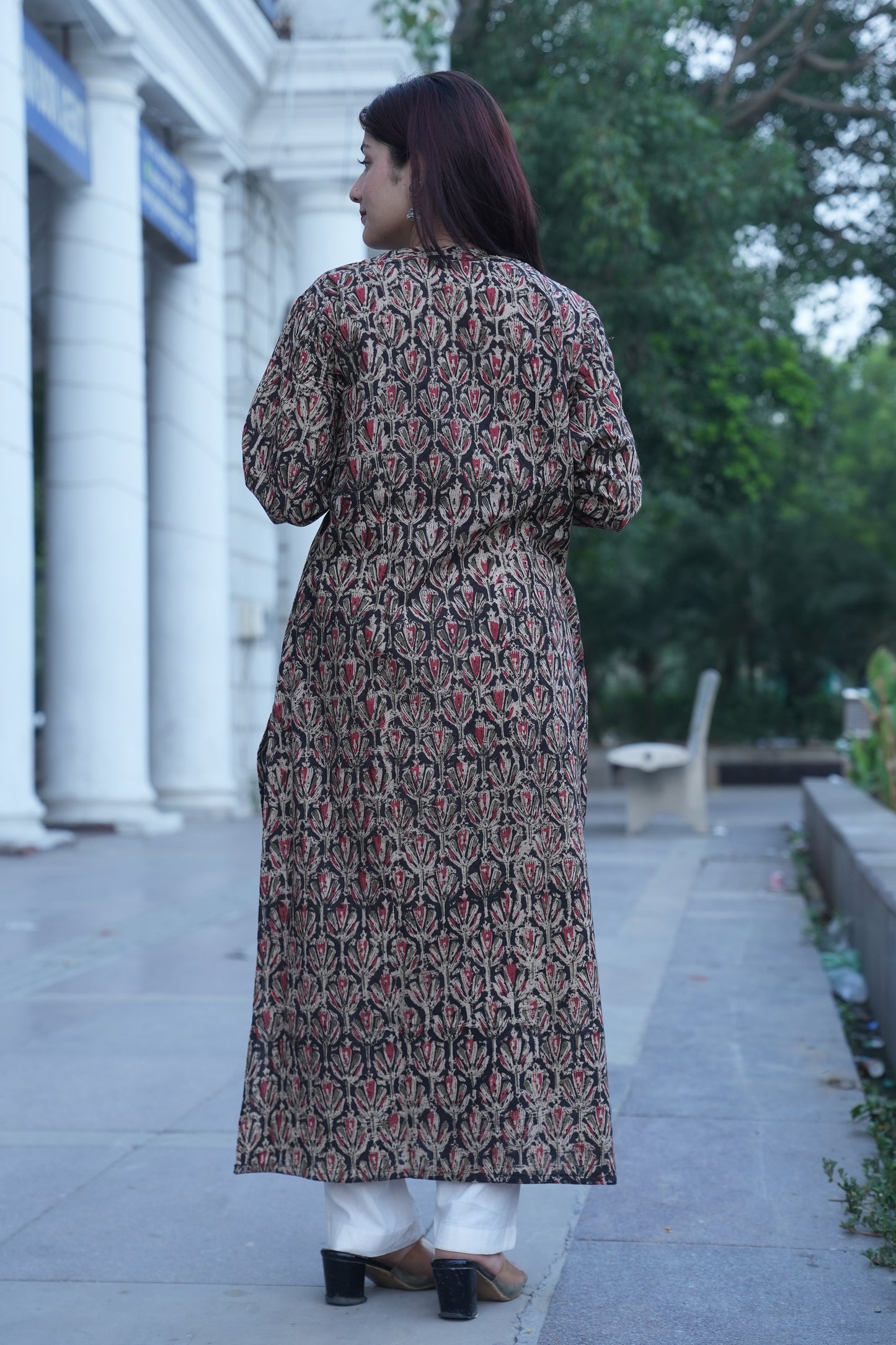 Black Floral Handprinted Kalamkari Kurta