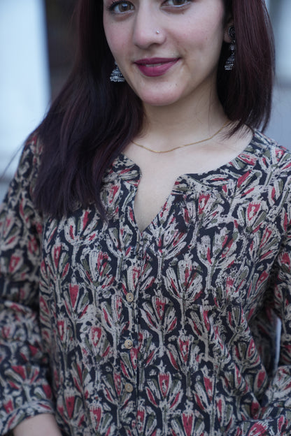 Black Floral Handprinted Kalamkari Kurta