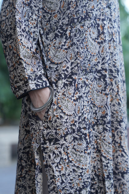 Beige Paisley Handprinted Kalamkari Kurta