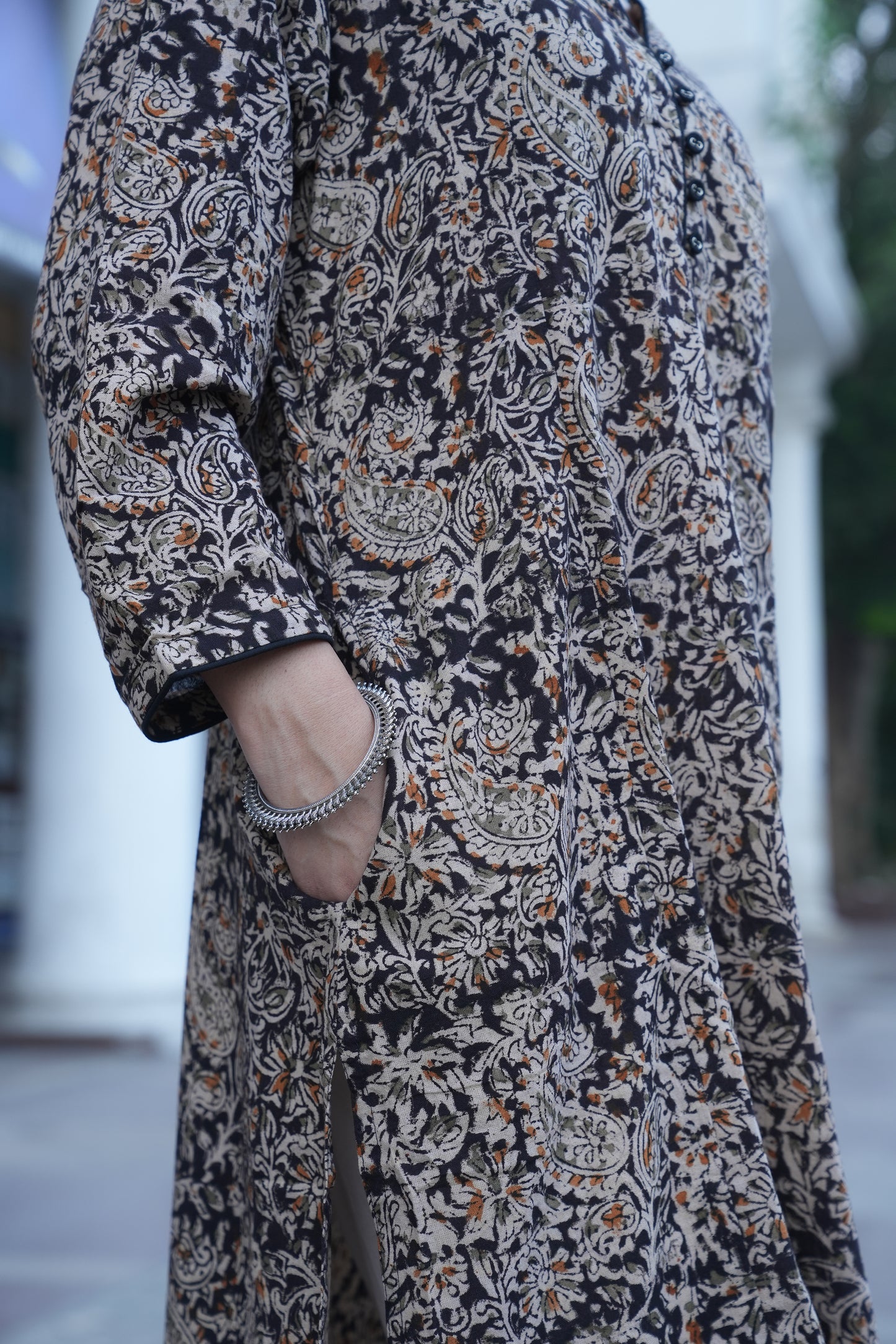 Beige Paisley Handprinted Kalamkari Kurta
