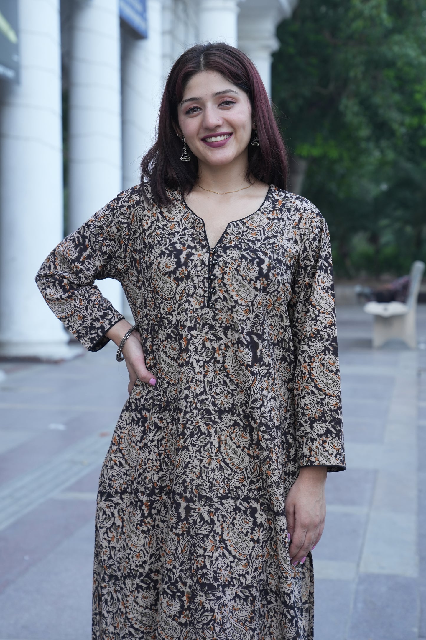 Beige Paisley Handprinted Kalamkari Kurta