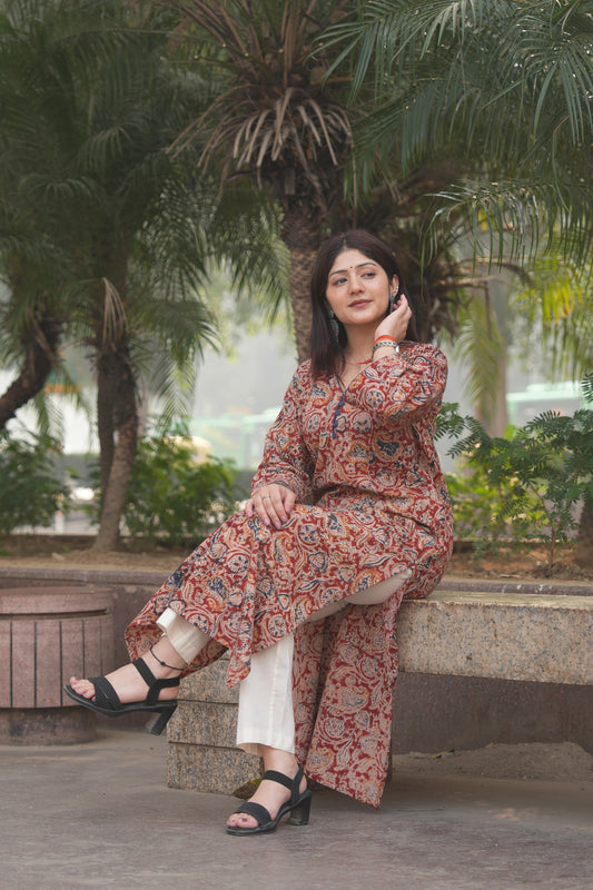 Maroon Kalamkari Straight-Fit Kurta (Loop-Button Neck, Blue Floral Print)