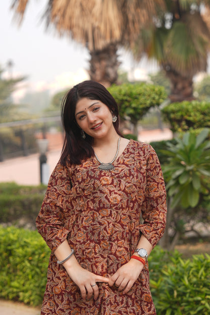 “Handcrafted Kalamkari A-Line Cotton Kurta – Flowy Fit & Traditional Print”