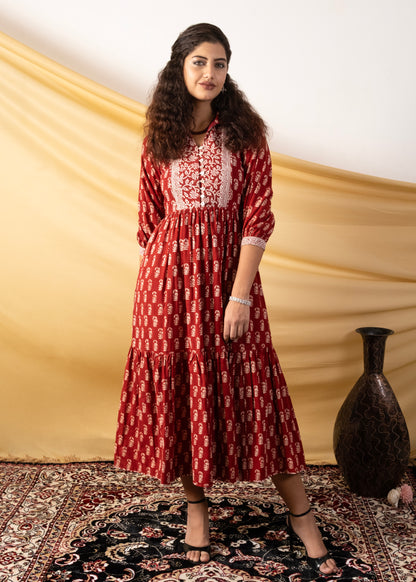 Gulbagh, rust-coloured layer dress made entirely of cotton Bagh print fabric