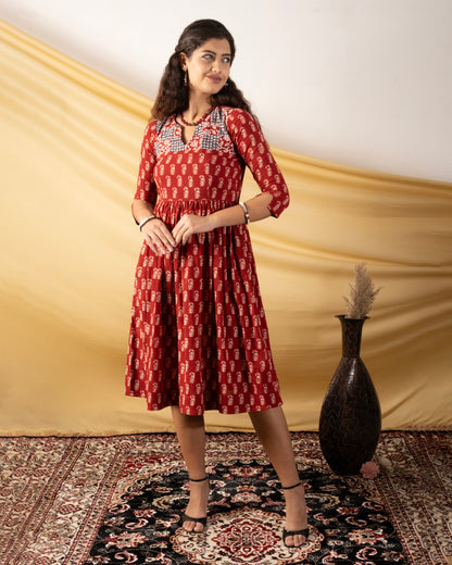 Surkh, handcrafted Bagh-printe dress with both side pocket.