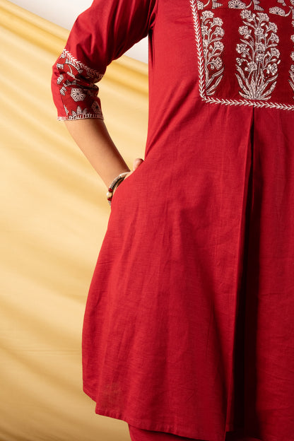 Adaa, Maroon lilen Co-Ord set