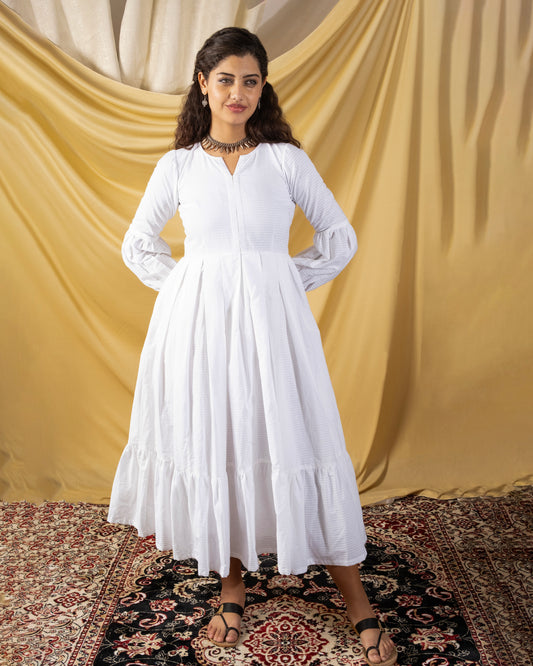 Noor, white cotton flared dress