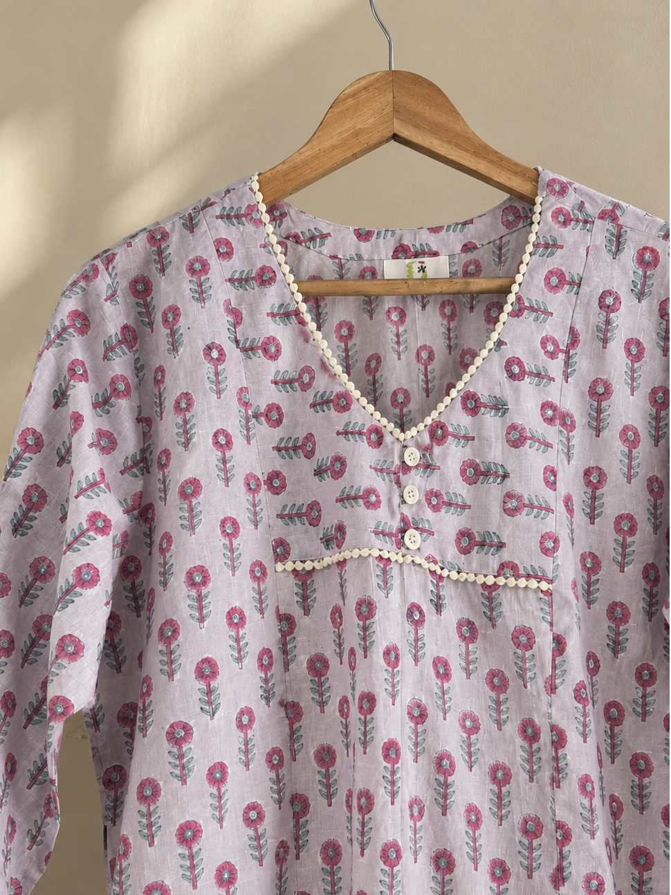 Lilac Handblock Printed Cotton Straight Fit Kurta with Crochet Lace & Side Pockets