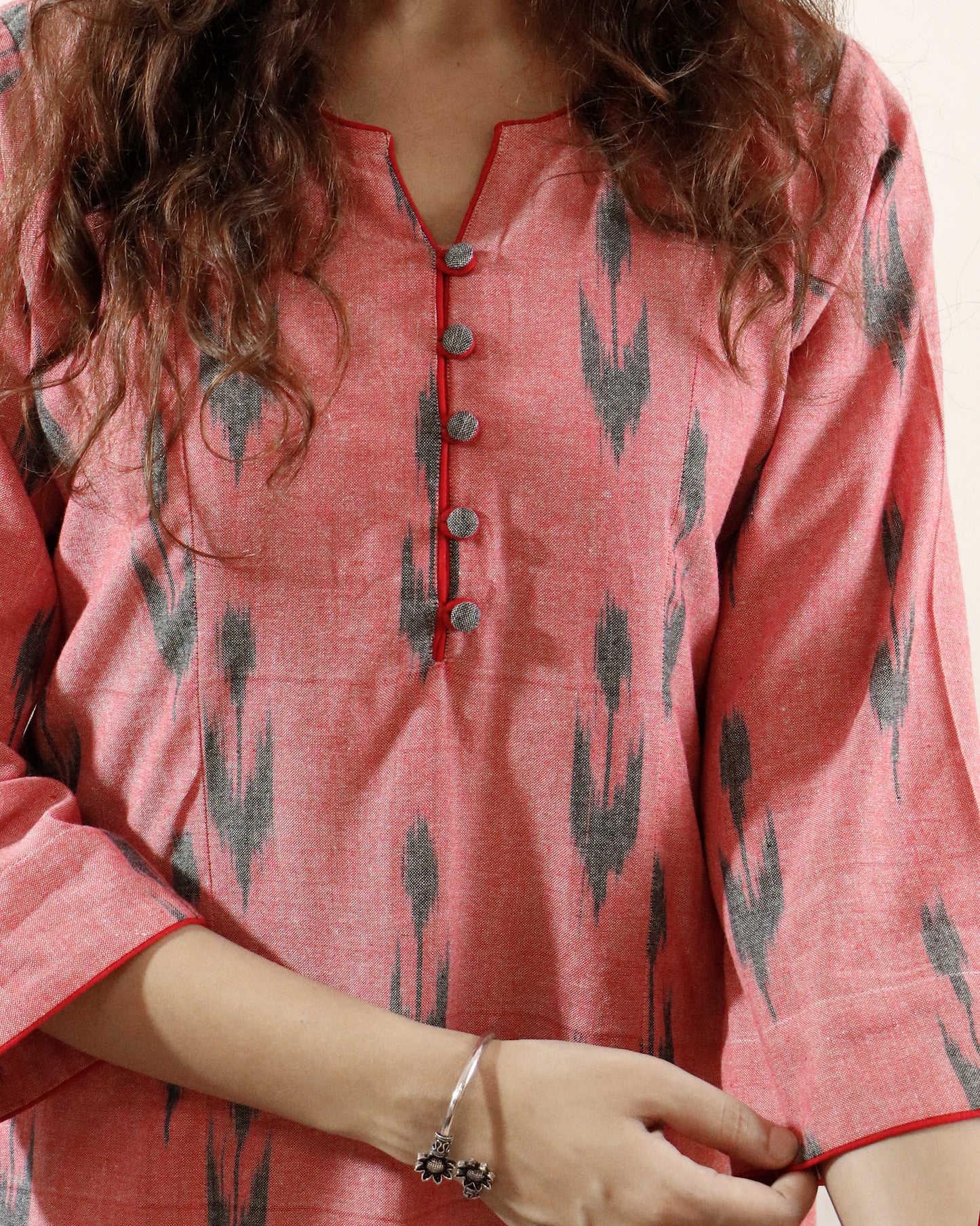 Brick Blossom Ikat Suit Set – Brick kurta with red pant & shaded dupatta (brick-red)