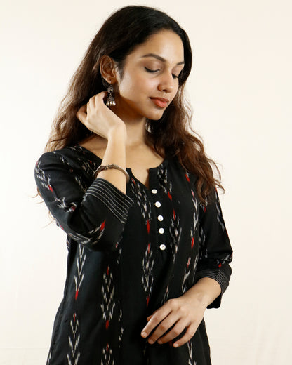 Black Ikat Handwoven Straight Fit Kurta with Thread Work & Shell Buttons