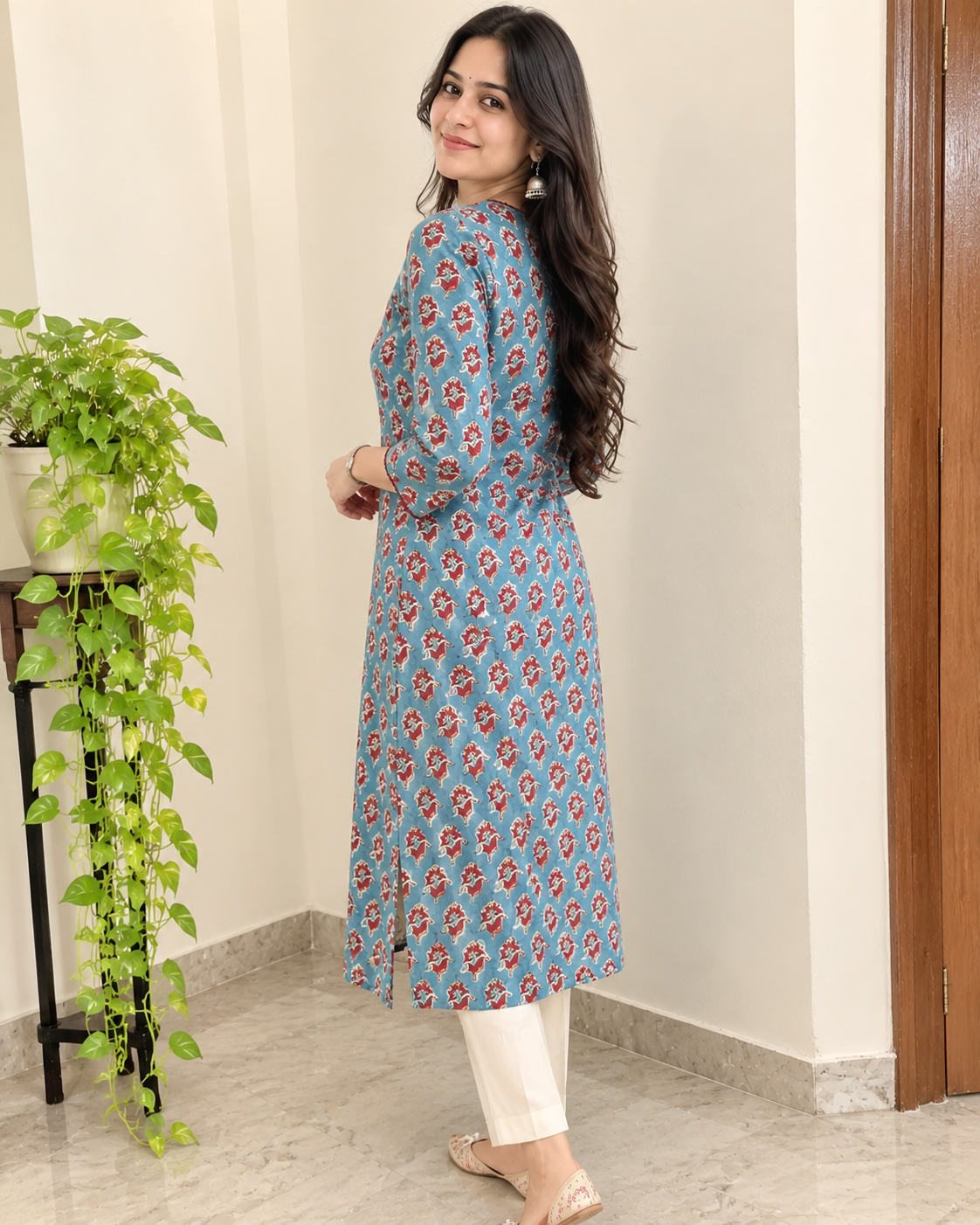 Blue Floral Handprinted Cotton Kurta with V-Neck & Three-Quarter Sleeves